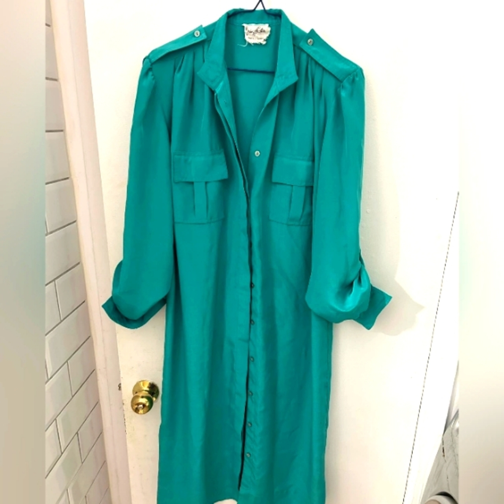 Vinted trench silky Green dress 1970 by IrvingNailler